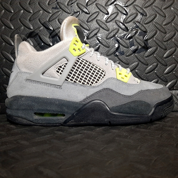 Jordan Other - Air Jordan 4 Retro SE GS 'Neon 95' CT5343-007 size 7y
